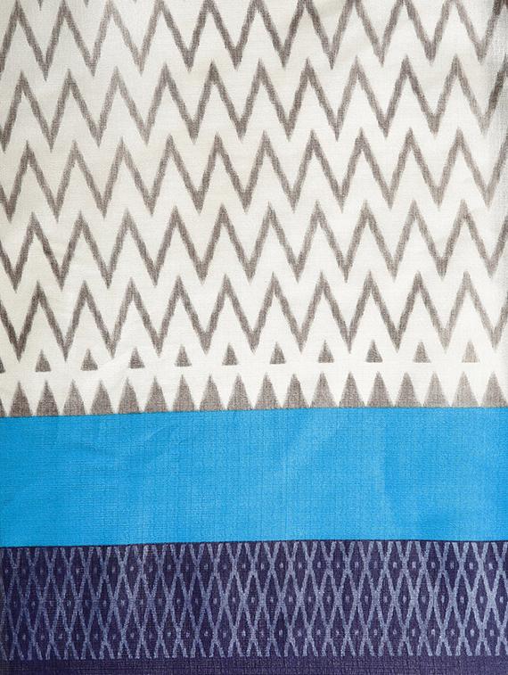 chevron printed saree with blouse - 16420326 - Zoom Image - 3