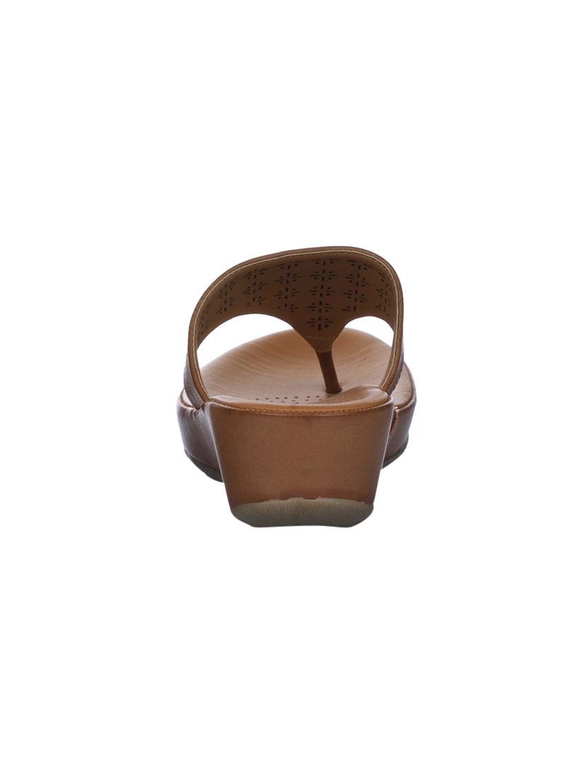 tan toe separator sandals - 16429041 - Zoom Image - 3