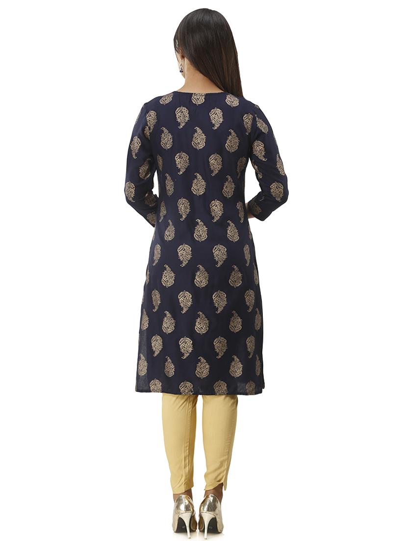 gold foil printed straight kurta - 16432347 - Zoom Image - 3