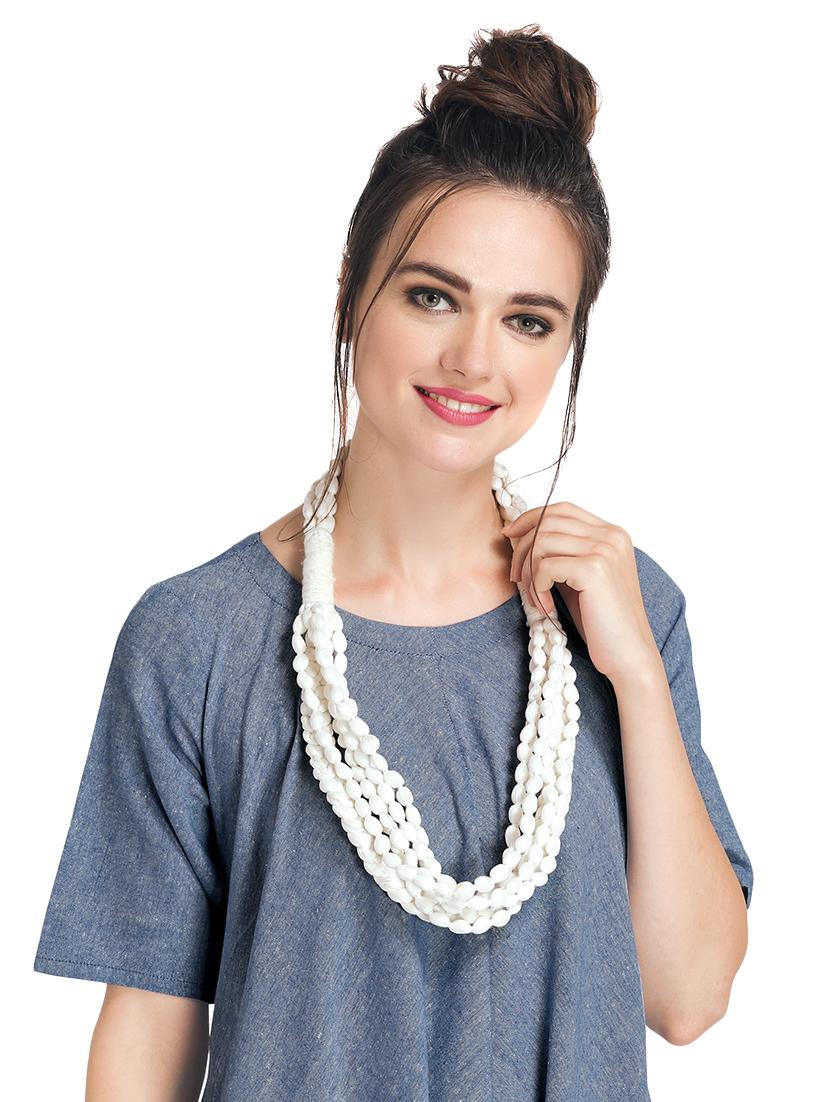 white short necklace - 16434515 - Zoom Image - 3