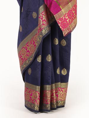 floral handloom saree with blouse - 16435285 - Standard Image - 3