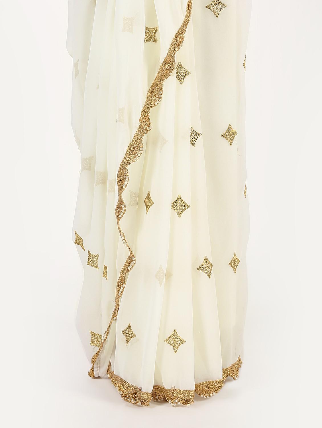 bordered embroidered saree with blouse - 16435302 - Zoom Image - 3