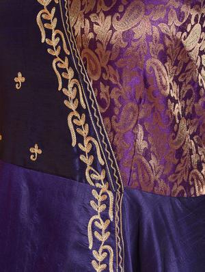 zari embroidered flared kurta - 16466347 - Standard Image - 6