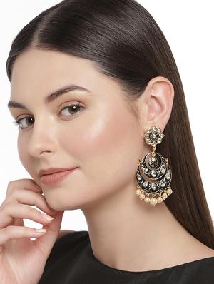 gold metal chandballi earring - 16506689 - Standard Image - 3