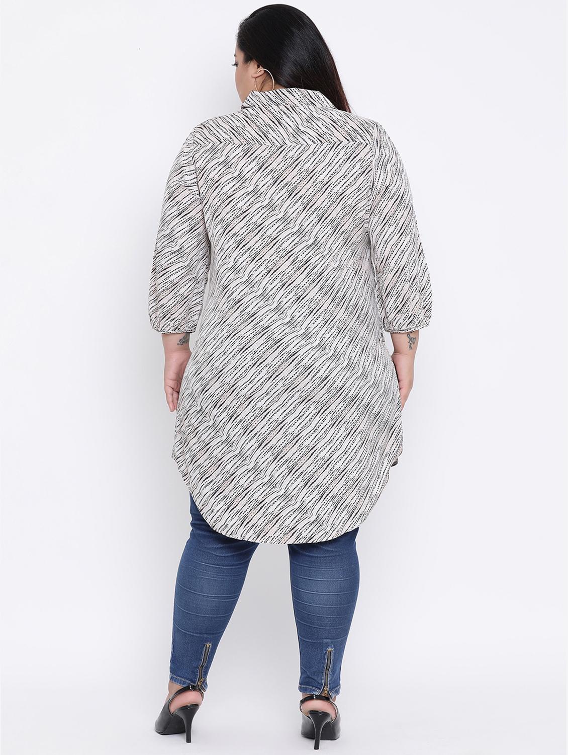 concealed placket curved hem plus tunic - 16506852 - Zoom Image - 3