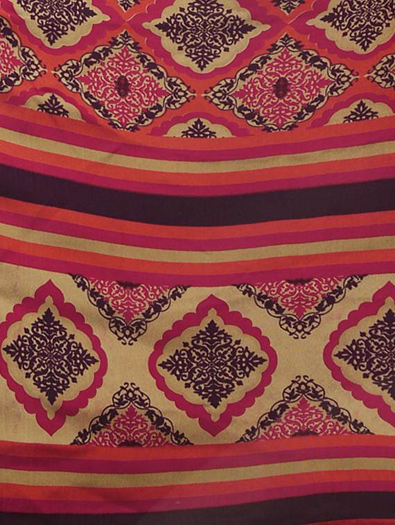 bordered printed saree with blouse - 16524767 - Zoom Image - 3