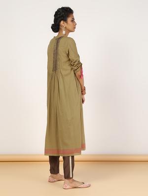 pintuck solid a-line kurta - 16528195 - Standard Image - 3