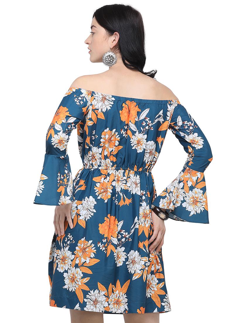 off shoulder bell sleeved a-line dress - 16563123 - Zoom Image - 3