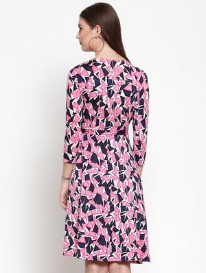 tie knot geometric print wrap dress - 16566360 - Standard Image - 3