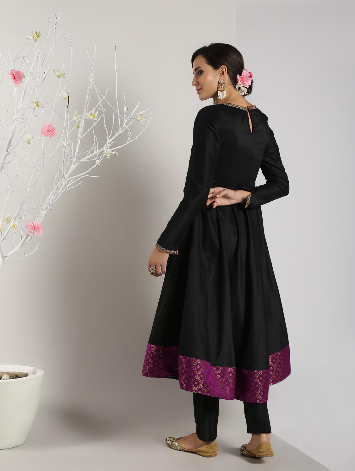 contrast hem falred kurta - 16568786 - Zoom Image - 3