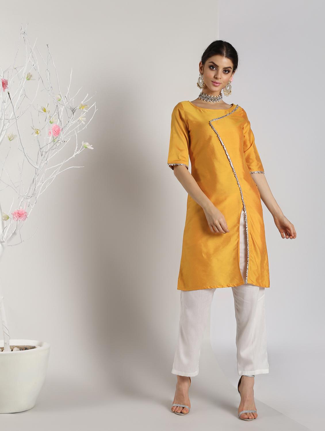 lace detailed high-slit overlap kurta - 16568798 - Zoom Image - 3