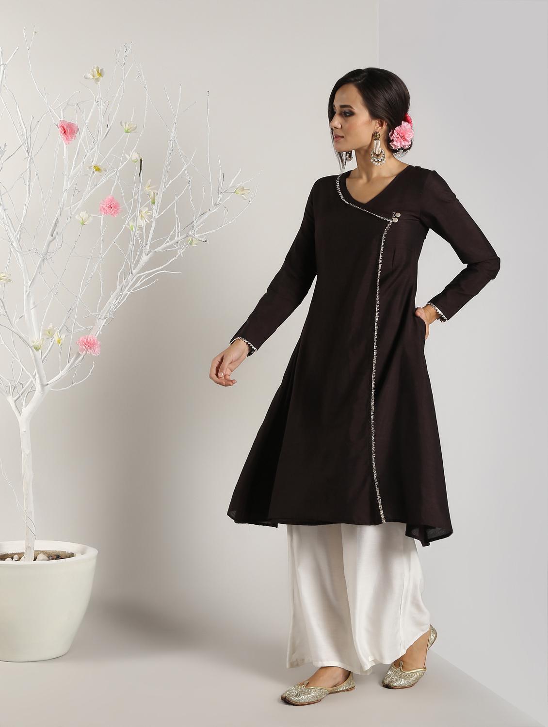 solid silk angrakha kurta - 16568801 - Zoom Image - 3