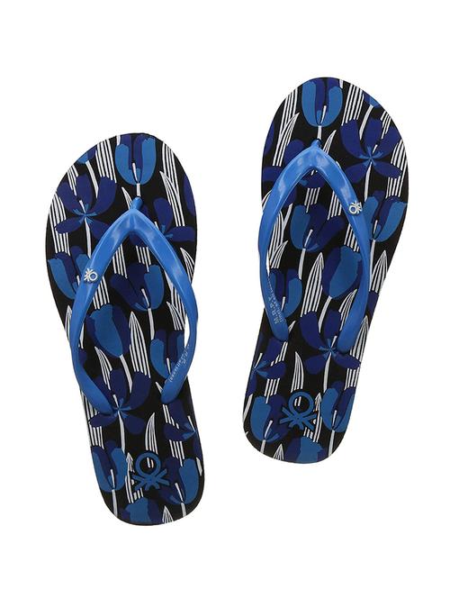 blue toe s eprator flip flops - 16581693 - Standard Image - 1