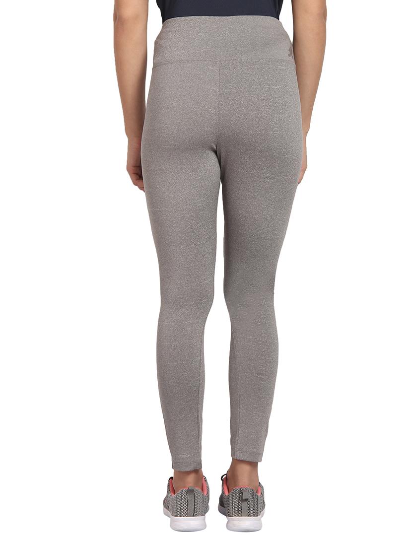 pocket detail high rise legging - 16591185 - Zoom Image - 3