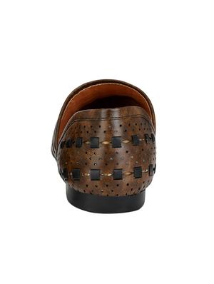 brown leatherette slip on jutis - 16601997 - Standard Image - 3