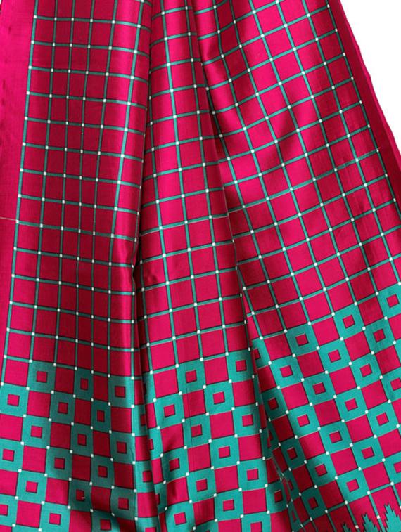 checkered printed saree with blouse - 16605862 - Zoom Image - 3