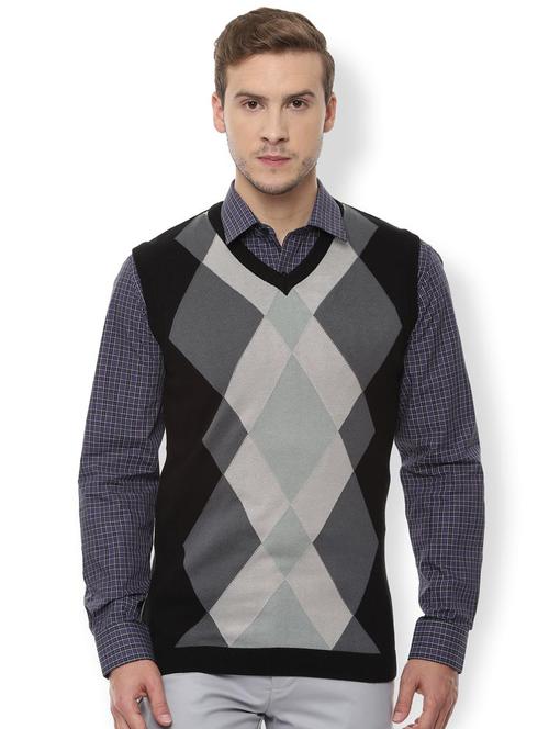 black geometric print pullover - 16616028 - Standard Image - 1