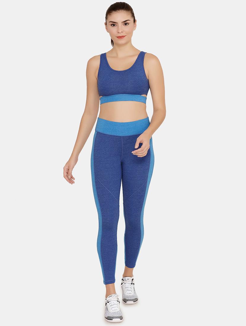 scoop neck sports bra - 16617047 - Zoom Image - 3