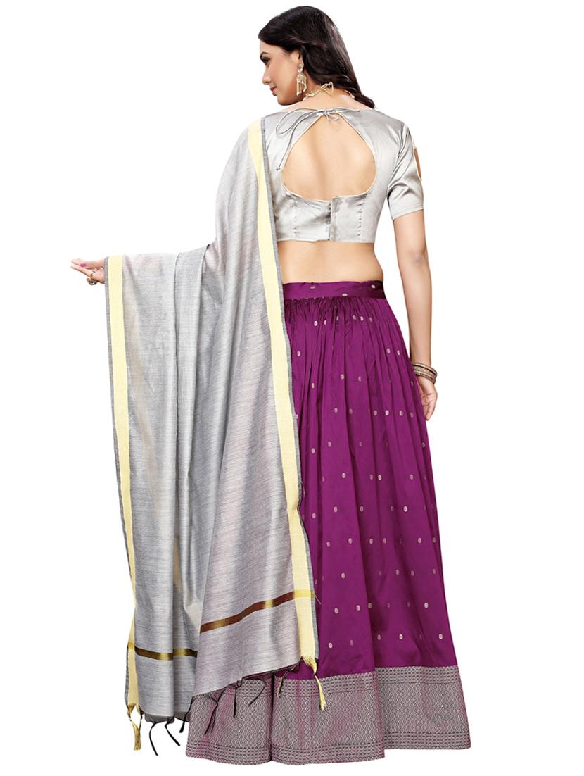 contrast flared lehenga - 16630284 - Zoom Image - 3