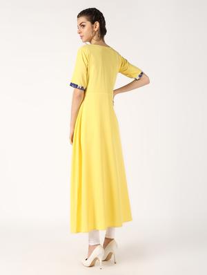 solid yoke print flared kurta - 16632740 - Standard Image - 3