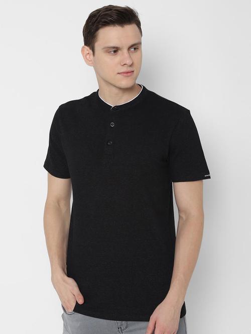 black solid t-shirt - 16637034 - Standard Image - 1