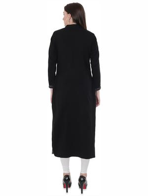 printed woolen kurta - 16637532 - Standard Image - 3