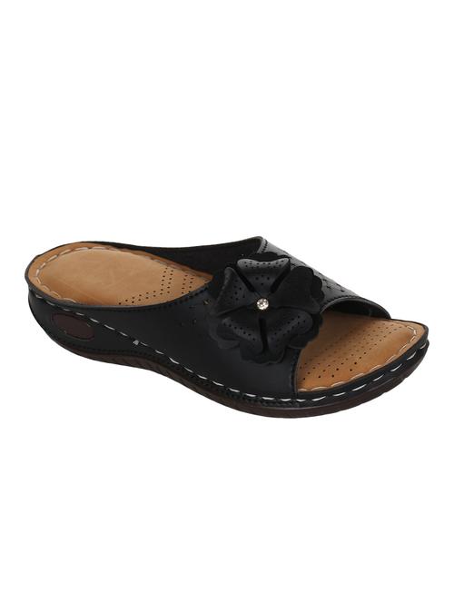black slippers flip flops - 16640357 - Standard Image - 1