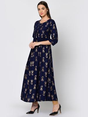 foil print a-line pleated kurta - 16641610 - Standard Image - 3