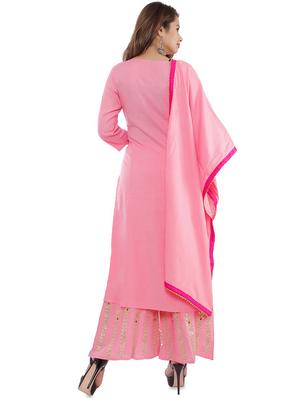 Solid suit set - 16643417 - Standard Image - 3