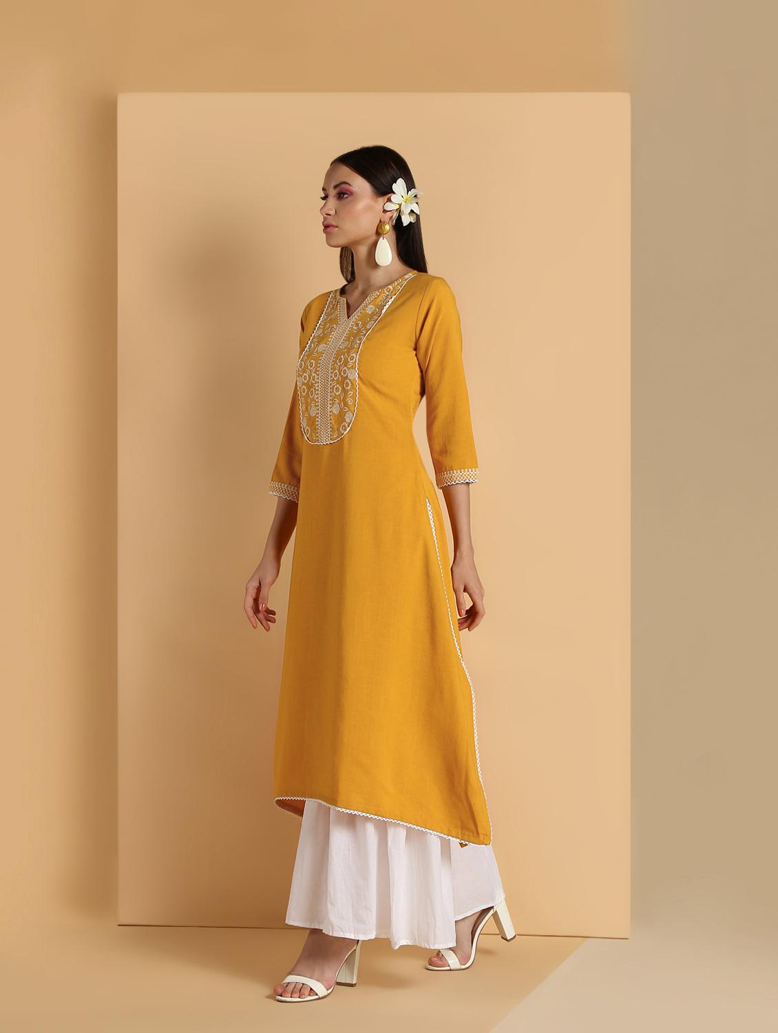 embroidered a-line kurta - 16660356 - Zoom Image - 3