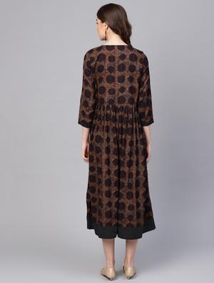 round neck gathered a-line dress - 16662305 - Standard Image - 3
