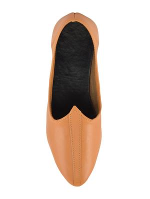 tan leatherette slip on jutis - 16666263 - Standard Image - 3