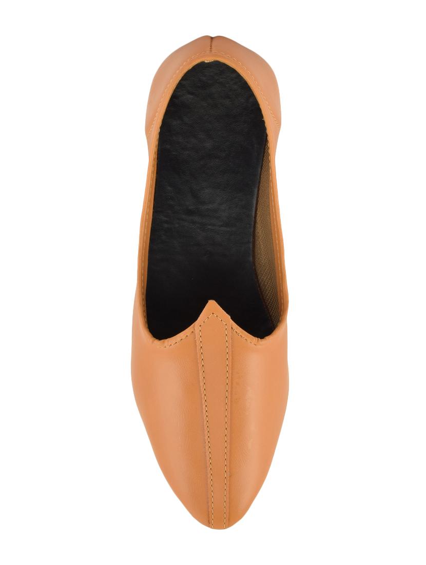 tan leatherette slip on jutis - 16666263 - Zoom Image - 3
