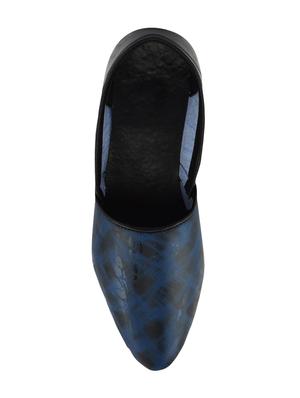 blue leatherette slip on jutis - 16666267 - Standard Image - 3