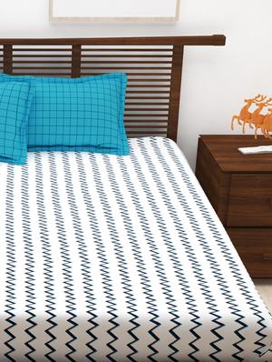 king size bedsheet with 2 pillow cover - 16670251 - Standard Image - 3