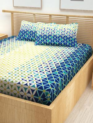 king size bedsheet with 2 pillow cover - 16680255 - Standard Image - 3