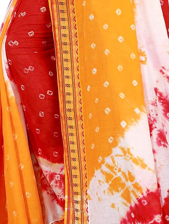 zari bordered bandhani saree with blouse - 16681384 - Zoom Image - 3