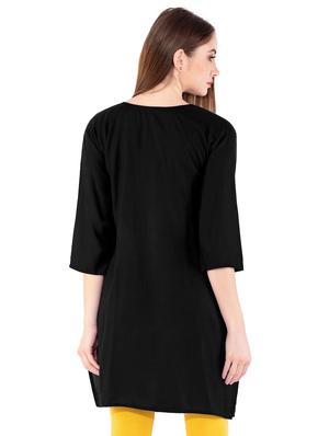 solid straight kurta - 16681932 - Standard Image - 3