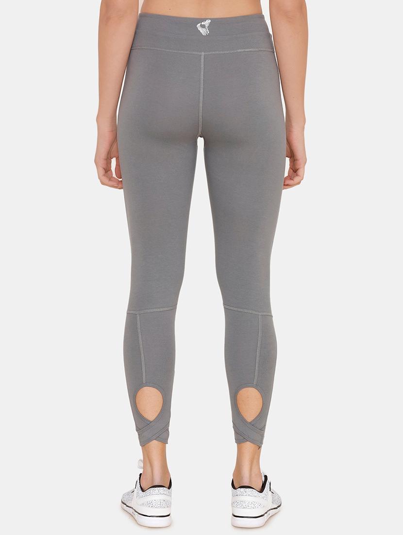 high rise cutout detail sports legging - 16682788 - Zoom Image - 3