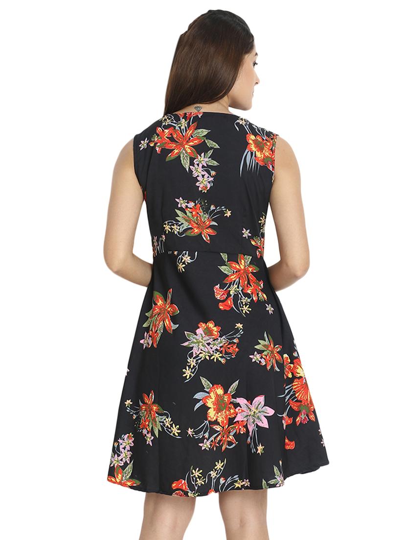 round neck floral a-line dress - 16684372 - Zoom Image - 3