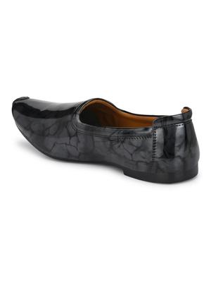 black patent leather slipons - 16694107 - Standard Image - 3
