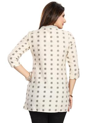geometric printed straight kurti - 16694901 - Standard Image - 3