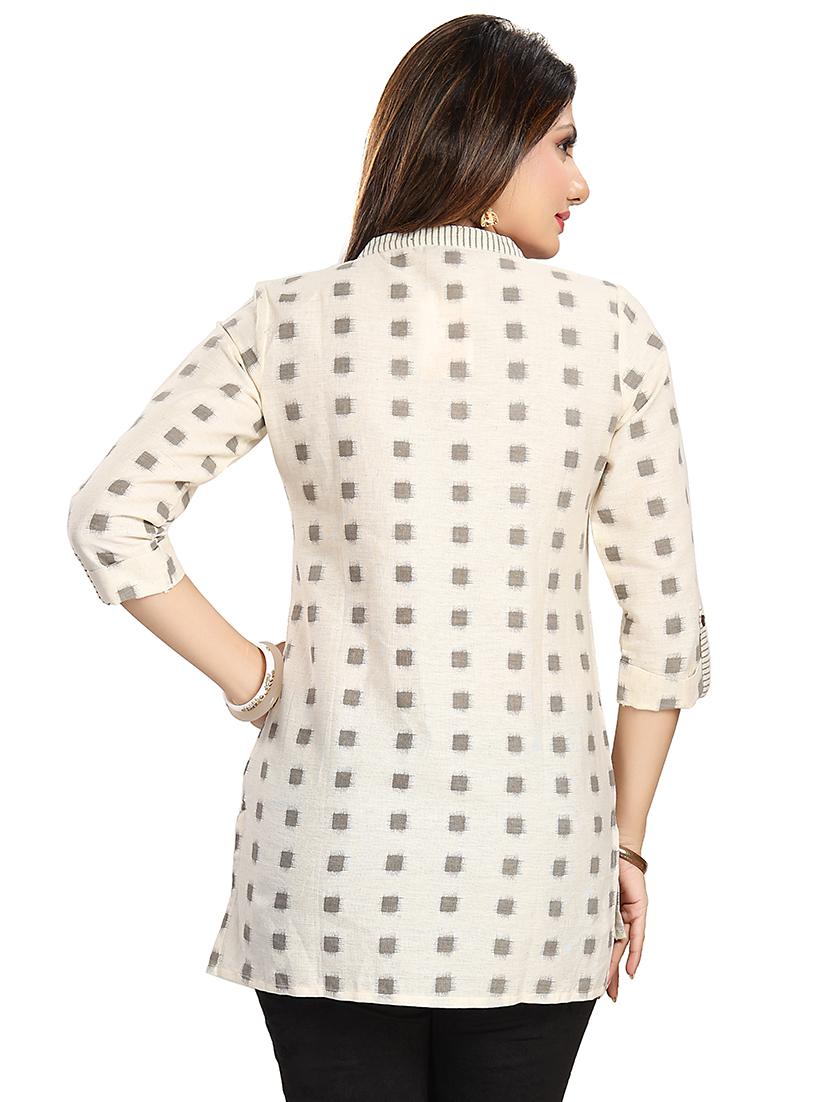 geometric printed straight kurti - 16694901 - Zoom Image - 3
