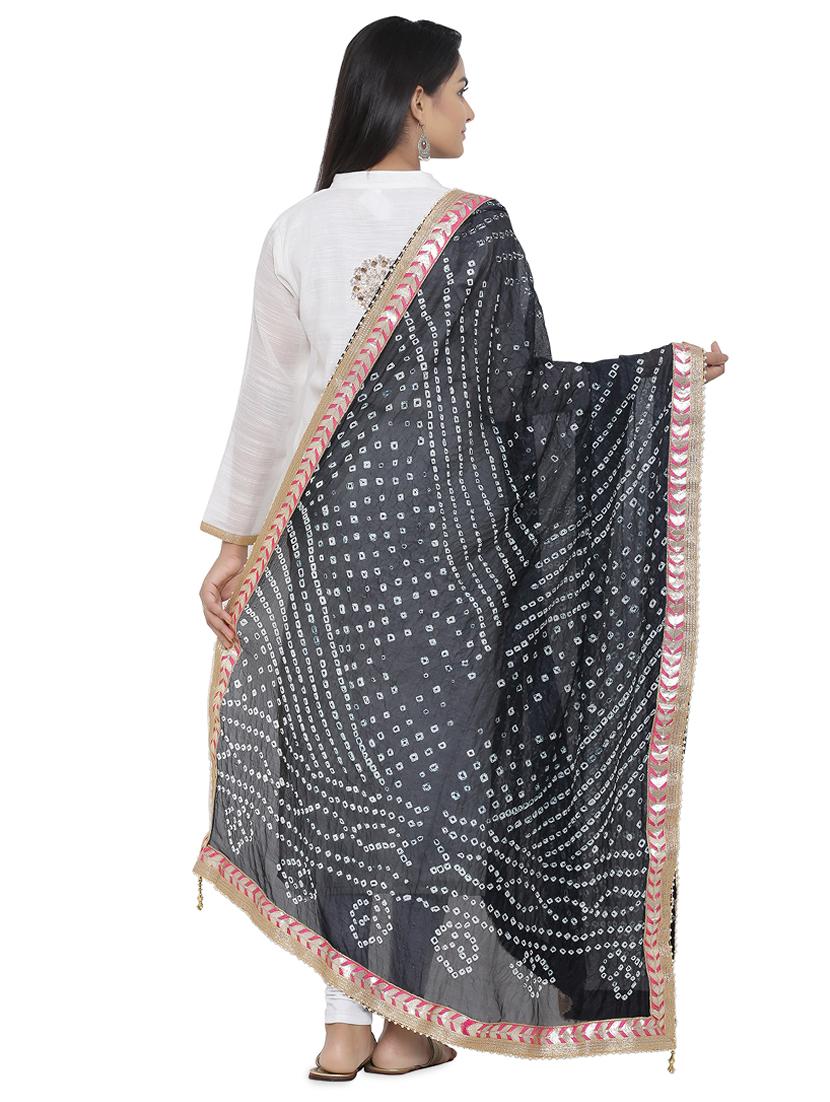 gota patti bandhani dupatta - 16698264 - Zoom Image - 3