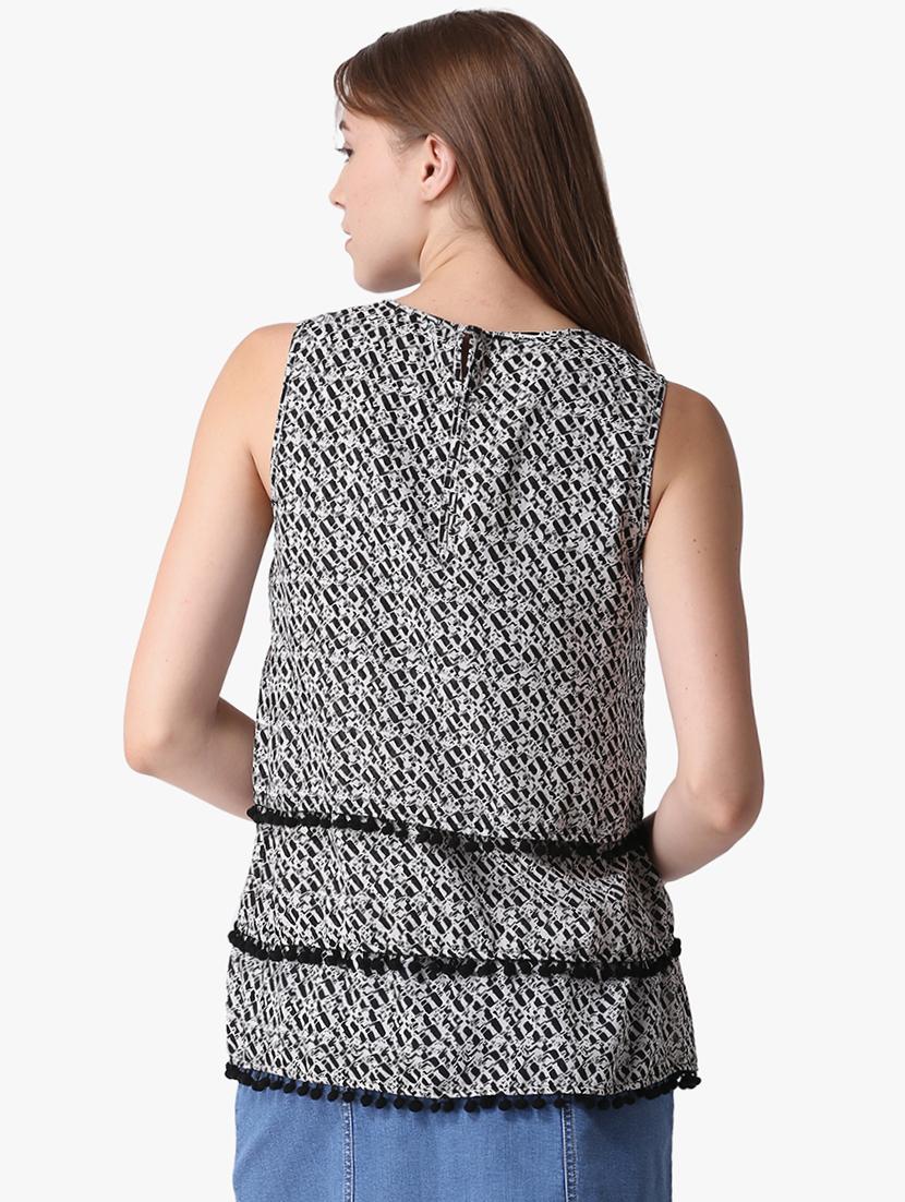 round neck printed layered top - 16701475 - Zoom Image - 3