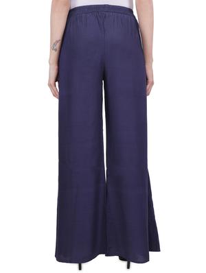 solid flared palazzo - 16705535 - Standard Image - 3