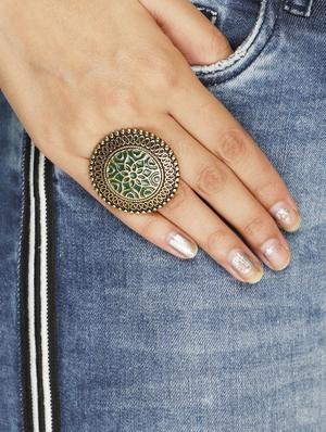 green gold plated finger ring - 16711136 - Standard Image - 6