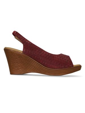 maroon back strap wedges - 16717324 - Standard Image - 3