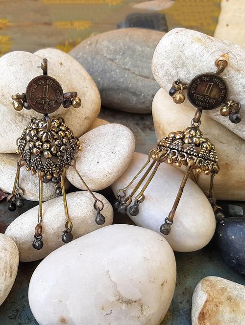 gold brass jhumka earring - 16733306 - Standard Image - 1