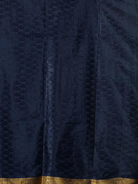 self design kanjivaram saree with blouse - 16736821 - Zoom Image - 3